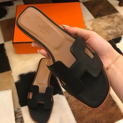 Hermes Oran Slide Sandals In Black Clemence Leather JM721Ao69