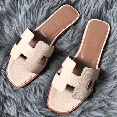 Hermes Oran Sandals In Beton Clemence Leather JM63DU34
