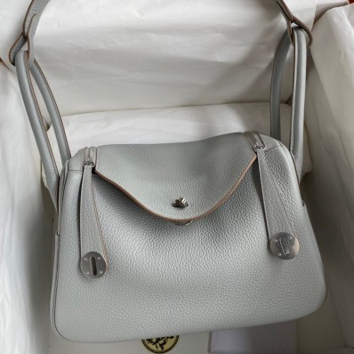 Replica Fashion Hermes Lindy 26 Handmade Bag In Blue Glacier Clemence Leather JM783Vw59