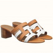 AAA Imitation Hermes Amica 5mm Sandals In Brown/White Calfskin JM687iE46