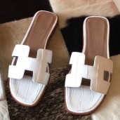 Replica Hermes Oran Sandals In White Shiny Niloticus Crocodile JM1159mQ18