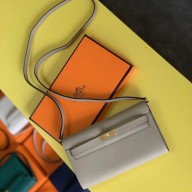 Hermes Kelly Classique To Go Wallet In Tourterelle Epsom Calfskin JM1619hs91