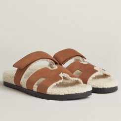Best 1:1 Hermes Women's Chypre Sandals in Tan Suede with Shearling JM1770em76