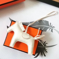 Hermes White Rodeo Horse Bag Charm JM1766qD73