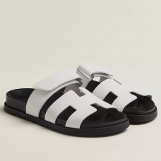 Hermes Women's Chypre Sandals In White Calfskin JM1946uw21
