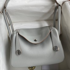 Replica Fashion Hermes Lindy 26 Handmade Bag In Blue Glacier Clemence Leather JM783Vw59